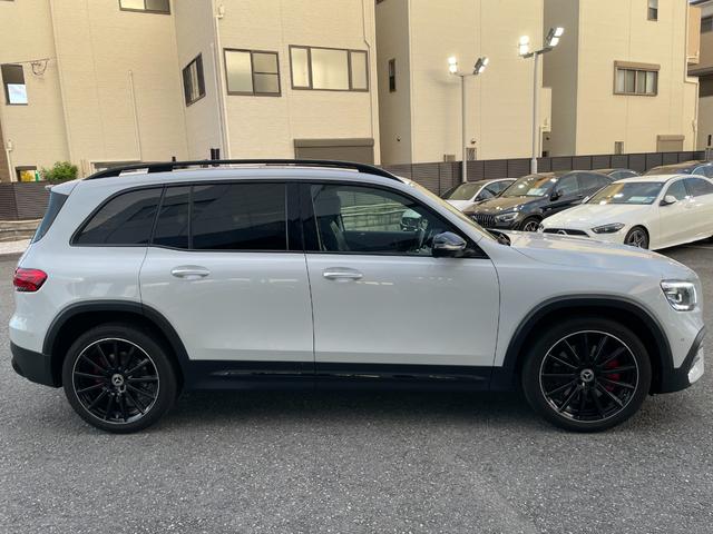 GLB GLB250 4マチック スポーツ AMG20インチマルチスポークアルミホイールブラック デジタルホワイト MP202001(4枚目)