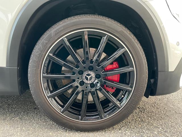 GLB GLB250 4マチック スポーツ AMG20インチマルチスポークアルミホイールブラック デジタルホワイト MP202001(10枚目)