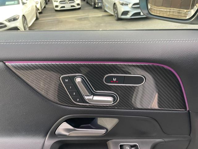 GLB GLB250 4マチック スポーツ AMG20インチマルチスポークアルミホイールブラック デジタルホワイト MP202001(28枚目)