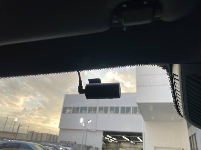 GLB GLB250 4マチック スポーツ AMG20インチマルチスポークアルミホイールブラック デジタルホワイト MP202001(32枚目)