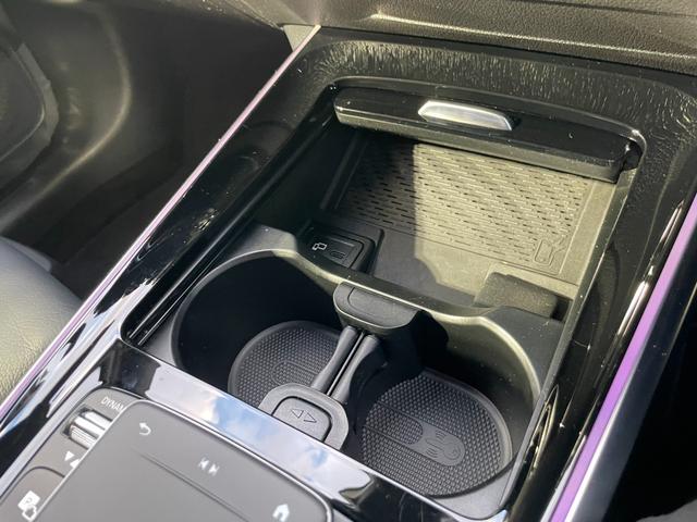 GLB GLB250 4マチック スポーツ AMG20インチマルチスポークアルミホイールブラック デジタルホワイト MP202001(43枚目)