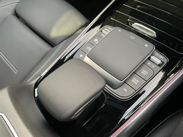 GLB GLB250 4マチック スポーツ AMG20インチマルチスポークアルミホイールブラック デジタルホワイト MP202001(44枚目)