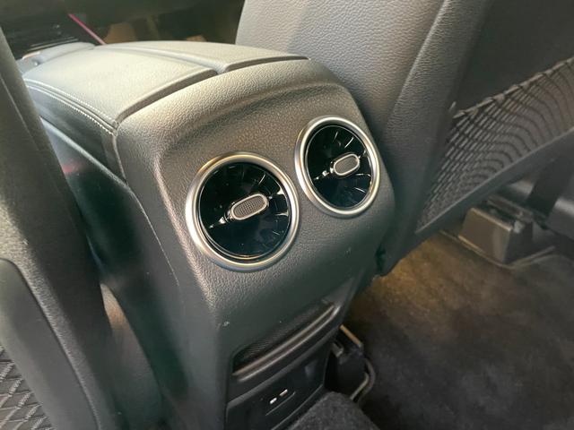 GLB GLB250 4マチック スポーツ AMG20インチマルチスポークアルミホイールブラック デジタルホワイト MP202001(54枚目)