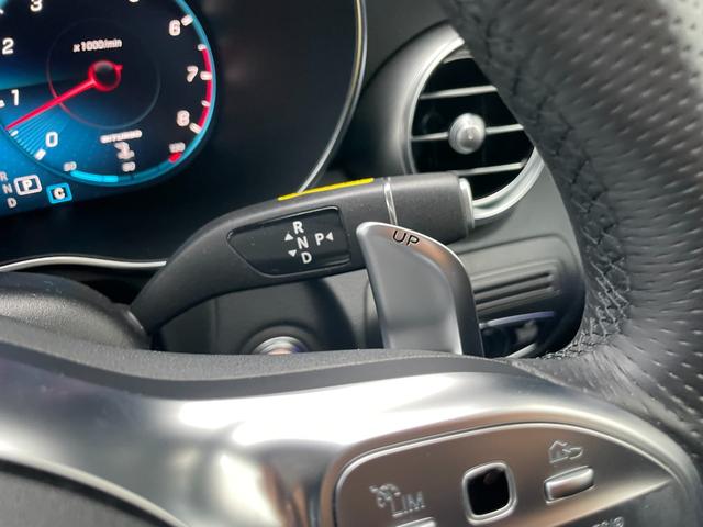 GLC GLC43 4MクーペAMGレザーエクスクルーシブP レザーエクスクルーシブパッケージ パノラミックスライディングルーフ オブシディアンブラック(23枚目)