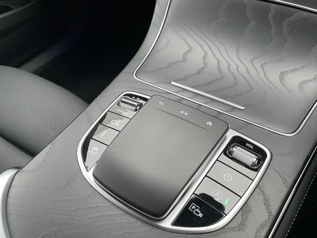 GLC GLC43 4MクーペAMGレザーエクスクルーシブP レザーエクスクルーシブパッケージ パノラミックスライディングルーフ オブシディアンブラック(41枚目)
