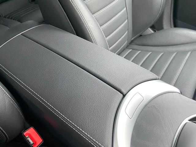 GLC GLC43 4MクーペAMGレザーエクスクルーシブP レザーエクスクルーシブパッケージ パノラミックスライディングルーフ オブシディアンブラック(42枚目)