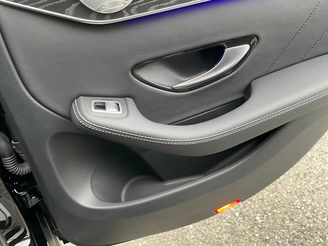 GLC GLC43 4MクーペAMGレザーエクスクルーシブP レザーエクスクルーシブパッケージ パノラミックスライディングルーフ オブシディアンブラック(59枚目)