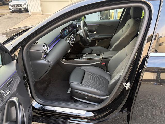Ａクラス Ａ２００ｄ　コスモスブラック　ＭＰ２０２５０１　認定中古車メーカー保証２年付（18枚目）