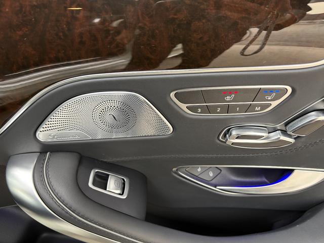 Ｓクラス Ｓ５６０　４マチック　クーペ　ＡＭＧライン　左ＨＤ　レザーエクスクルーシブパッケージ　スワロフスキークリスタルパッケージ　ダイヤモンドホワイト　ＡＭＧライン　認定中古車メーカー保証２年付　車検受渡し（29枚目）