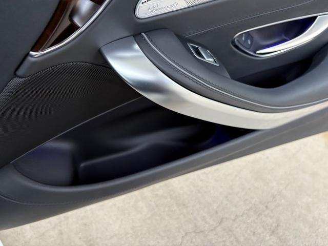 Ｓクラス Ｓ５６０　４マチック　クーペ　ＡＭＧライン　左ＨＤ　レザーエクスクルーシブパッケージ　スワロフスキークリスタルパッケージ　ダイヤモンドホワイト　ＡＭＧライン　認定中古車メーカー保証２年付　車検受渡し（30枚目）