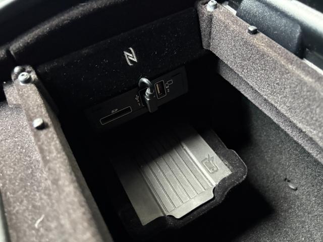 Ｓクラス Ｓ５６０　４マチック　クーペ　ＡＭＧライン　左ＨＤ　レザーエクスクルーシブパッケージ　スワロフスキークリスタルパッケージ　ダイヤモンドホワイト　ＡＭＧライン　認定中古車メーカー保証２年付　車検受渡し（49枚目）