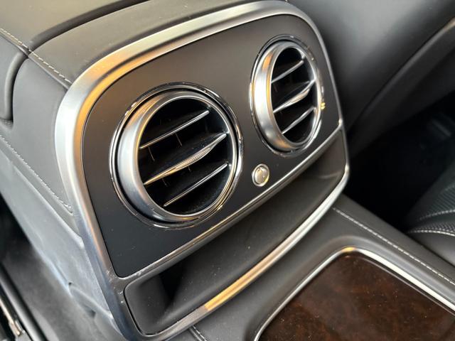 Ｓクラス Ｓ５６０　４マチック　クーペ　ＡＭＧライン　左ＨＤ　レザーエクスクルーシブパッケージ　スワロフスキークリスタルパッケージ　ダイヤモンドホワイト　ＡＭＧライン　認定中古車メーカー保証２年付　車検受渡し（57枚目）