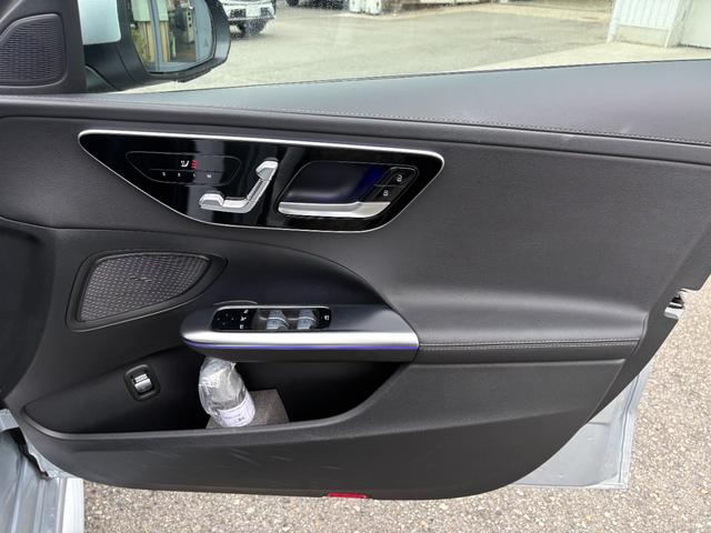 Ｃクラスステーションワゴン Ｃ２２０ｄステーションワゴンアバンギルドＡＭＧライＰ　ＡＭＧラインパッケージ　ベーシックパッケージ　セレナイトグレー　ＭＰ２０２４０１（27枚目）
