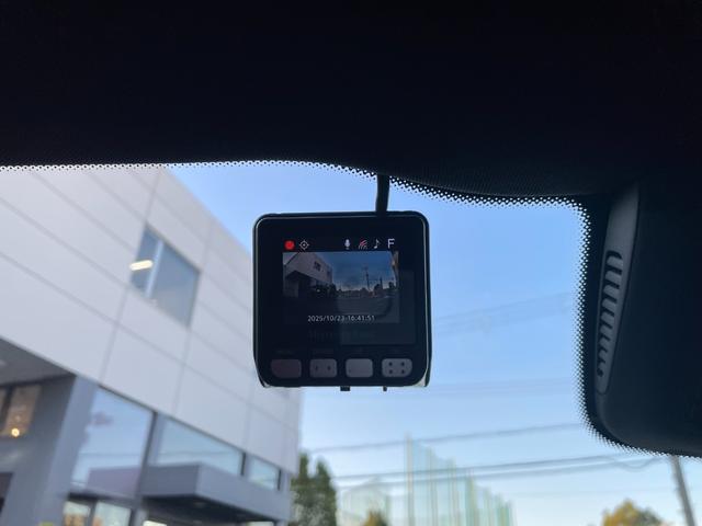 Cクラス C180クーペ スポーツ レザーエクスクルーシブパッケージ ダイヤモンドホワイト 本革クランベリーレッド/ブラック 認定中古車メーカー保証2年付 車検受渡し(34枚目)