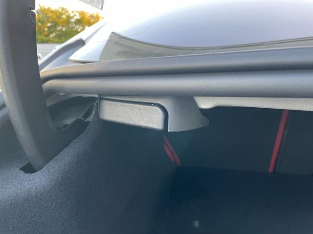 Cクラス C180クーペ スポーツ レザーエクスクルーシブパッケージ ダイヤモンドホワイト 本革クランベリーレッド/ブラック 認定中古車メーカー保証2年付 車検受渡し(53枚目)