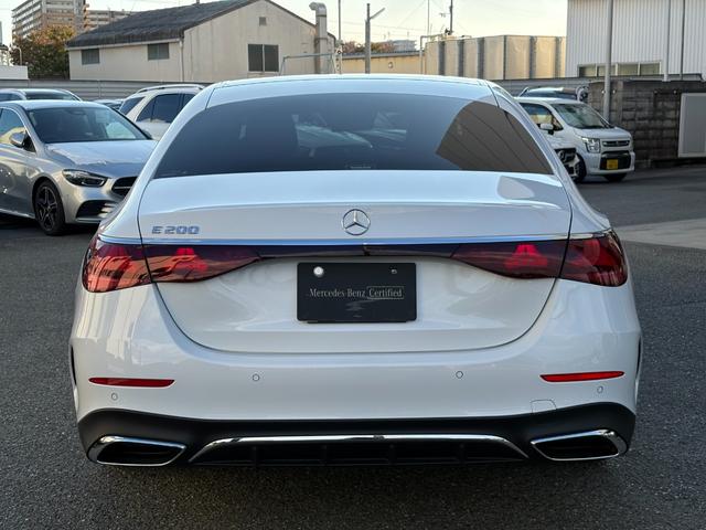 Eクラス E200 アバンギャルド AMGラインパッケージ デジタルインテリア レザーエクスクルーシブパッケージ アドバンスドパッケージ パノラミックスライディングルーフ AMGラインパッケージ MP202401(5枚目)