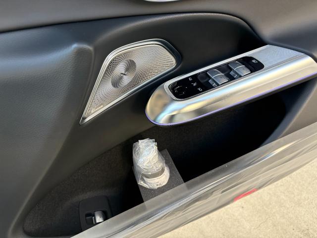 Eクラス E200 アバンギャルド AMGラインパッケージ デジタルインテリア レザーエクスクルーシブパッケージ アドバンスドパッケージ パノラミックスライディングルーフ AMGラインパッケージ MP202401(29枚目)