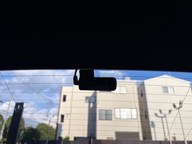 Eクラス E200 アバンギャルド AMGラインパッケージ デジタルインテリア レザーエクスクルーシブパッケージ アドバンスドパッケージ パノラミックスライディングルーフ AMGラインパッケージ MP202401(32枚目)