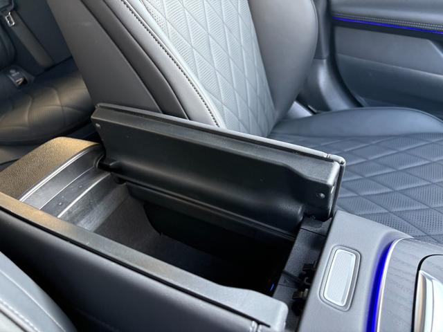 Eクラス E200 アバンギャルド AMGラインパッケージ デジタルインテリア レザーエクスクルーシブパッケージ アドバンスドパッケージ パノラミックスライディングルーフ AMGラインパッケージ MP202401(47枚目)