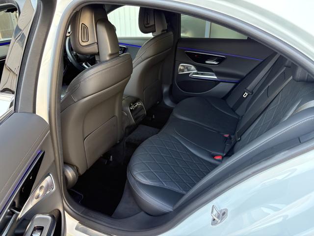 Eクラス E200 アバンギャルド AMGラインパッケージ デジタルインテリア レザーエクスクルーシブパッケージ アドバンスドパッケージ パノラミックスライディングルーフ AMGラインパッケージ MP202401(54枚目)