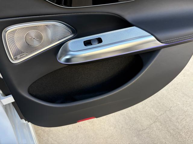 Eクラス E200 アバンギャルド AMGラインパッケージ デジタルインテリア レザーエクスクルーシブパッケージ アドバンスドパッケージ パノラミックスライディングルーフ AMGラインパッケージ MP202401(64枚目)