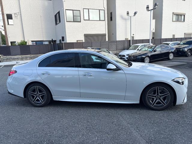 Cクラス C220dアバンギャルド AMGラインパッケージ リア・アクスルステアリング オパリスホワイト パノラミックスライディングルーフ ベーシックパッケージ AMGライン(3枚目)