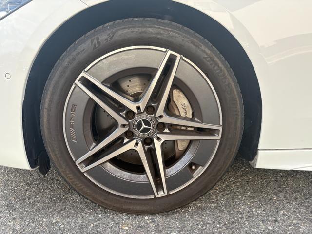 Cクラス C180アバンギャルド AMGライン オパリスホワイト パノラミックスライディングルーフ ベーシックパッケージ AMGラインパッケージ MP202301(10枚目)