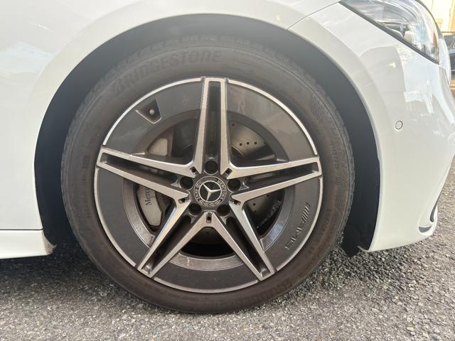 Cクラス C180アバンギャルド AMGライン オパリスホワイト パノラミックスライディングルーフ ベーシックパッケージ AMGラインパッケージ MP202301(13枚目)