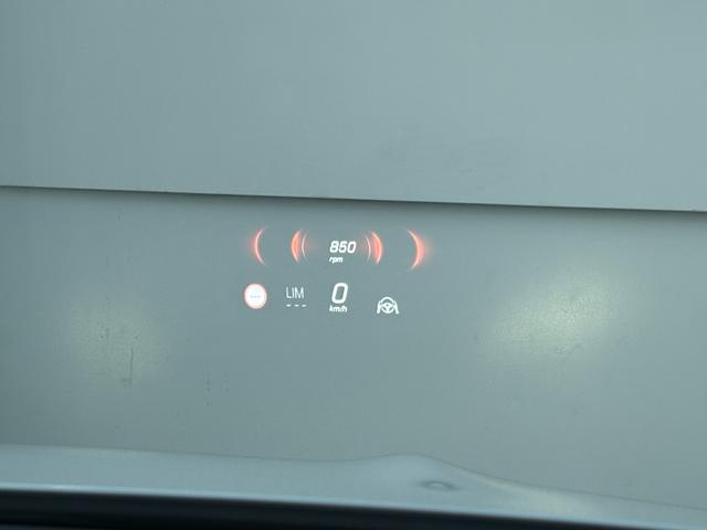 Cクラス C220dアバンギャルド AMGラインパッケージ オパリスホワイト ベーシックパッケージ AMGラインパッケージ(47枚目)