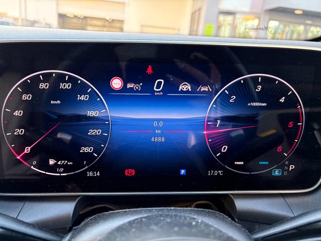 お車が展示場に無い事がございます。ご来店の際は一度お電話にて在庫の確認をお願い致します。☆正規ディーラーメルセデス・ベンツ北大阪サーティファイドカーセンター０１２０−８３８−０３８まで