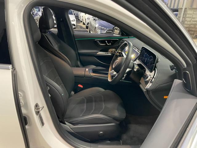 Ｅクラスステーションワゴン Ｅ２００　ステーションワゴン　ＡＭＧラインパッケージ　パノラミックスライディングルーフ　アドバンスドパッケージ　ＡＭＧラインパッケージ　オパリスホワイト　ＭＰ２０２５０１（16枚目）