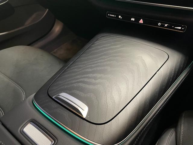 Ｅクラスステーションワゴン Ｅ２００　ステーションワゴン　ＡＭＧラインパッケージ　パノラミックスライディングルーフ　アドバンスドパッケージ　ＡＭＧラインパッケージ　オパリスホワイト　ＭＰ２０２５０１（45枚目）