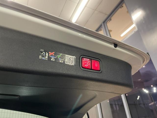 Ｅクラスステーションワゴン Ｅ２００　ステーションワゴン　ＡＭＧラインパッケージ　パノラミックスライディングルーフ　アドバンスドパッケージ　ＡＭＧラインパッケージ　オパリスホワイト　ＭＰ２０２５０１（67枚目）