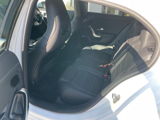 ���₢���킹�͐��K�f�B�[���[�����Z�f�X�E�x���c�k���T�[�e�B�t�@�C�h�J�[�Z���^�[�O�P�Q�O�|�W�R�W�|�O�R�W�܂ł��C�y�ɂ��₢���킹���������B