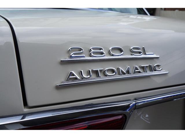お求めやすく価格改定 メルセデスベンツ280SL リアサイド モール