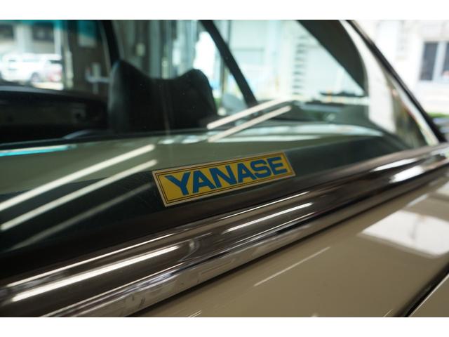 メルセデスベンツ280SL リアサイド モール-