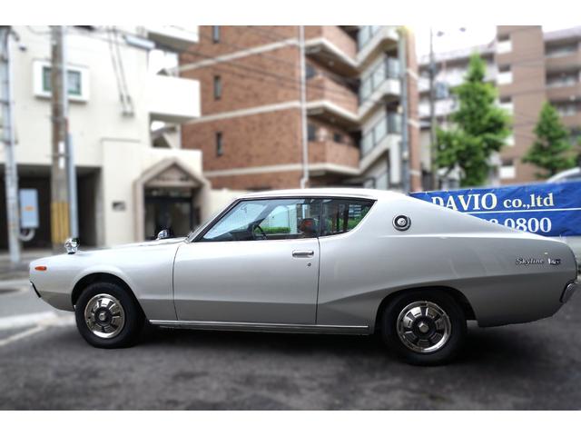 スカイライン 　２０００ＧＴ　ワンオーナー車　内装フルオリジナル　５速Ｍ／Ｔ　ブラウン内装　純正カセットステレオ　　実走行６万ＫＭ台　記録簿有り　　禁煙車（8枚目）