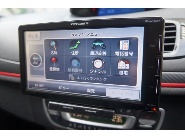 メガーヌ ルノー　スポール　レッドブル・レーシング　ＲＢ８　限定５０台　正規Ｄ車　ワンオーナー車　ＨＩＤ　６速Ｍ／Ｔ　カロッツェリアＳＤナビ　ワンセグ　ハーフレザーレカロシート　Ｆブレンボレッドキャリパー　カーボンボンネット　１８インチアルミホイール　ＥＴＣ（33枚目）