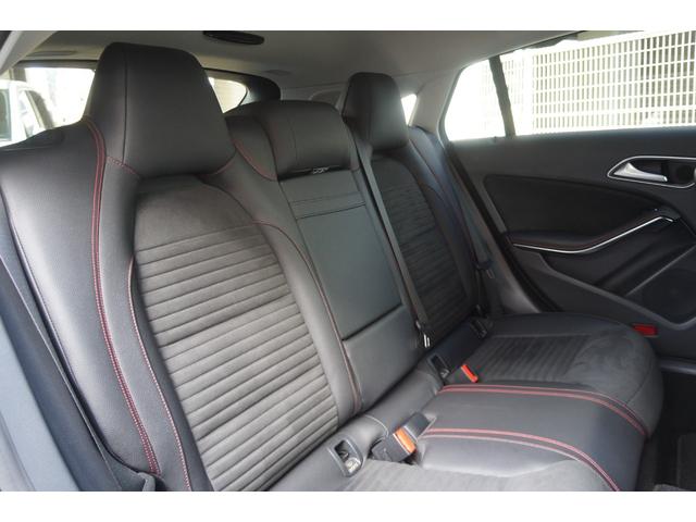 ＣＬＡクラス シューティングブレーク ＣＬＡ１８０　シューティングブレーク　ＡＭＧスタイル　正規ディーラー車　純正１８インチＡＷ　パノラミックスライディングルーフ　ＬＥＤヘッドライト　ハーフレザーシート　アップルカープレイ対応　アンドロイドオート対応　メモリ付パワーシート　パワーテールゲート（14枚目）