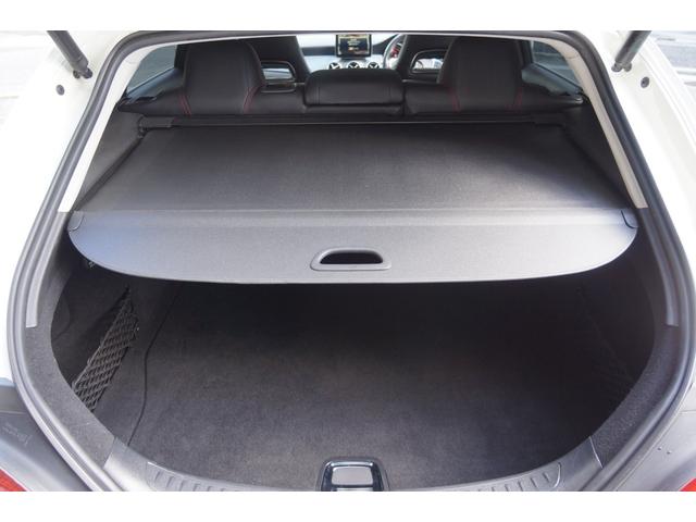 ＣＬＡクラス シューティングブレーク ＣＬＡ１８０　シューティングブレーク　ＡＭＧスタイル　正規ディーラー車　純正１８インチＡＷ　パノラミックスライディングルーフ　ＬＥＤヘッドライト　ハーフレザーシート　アップルカープレイ対応　アンドロイドオート対応　メモリ付パワーシート　パワーテールゲート（50枚目）