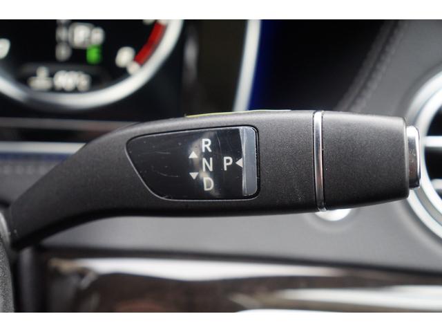 Ｓクラス Ｓ５５０ロング　正規Ｄ車　ＡＭＧライン　ＬＥＤ　ＨＤＤナビ地Ｄ　３６０°カメラ　黒革シート＋Ａ／Ｃ　ＨＵＤ　ＳＲ　ハンズフリー電動トランク　ソフトクローズ　ＡＣＣ　ディストロ＋　ＢＳＭ　ＬＫＡ　ＲＣＰＡ　ブルメスター（30枚目）
