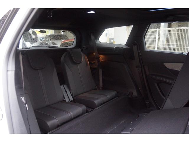 PEUGEOT 5008 GT BLUE HDI