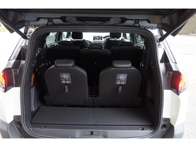 PEUGEOT 5008 GT BLUE HDI