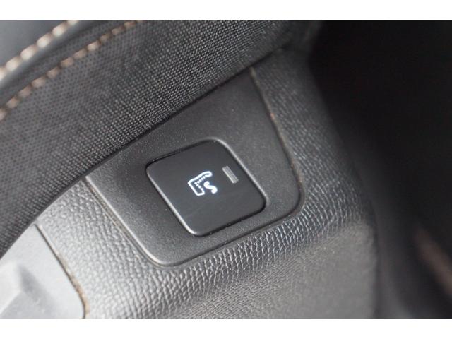 PEUGEOT 5008 GT BLUE HDI