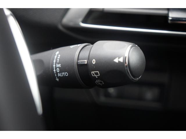PEUGEOT 5008 GT BLUE HDI