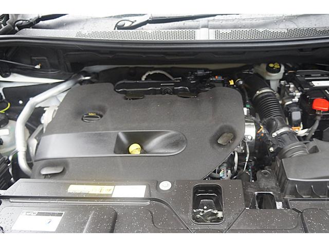 PEUGEOT 5008 GT BLUE HDI
