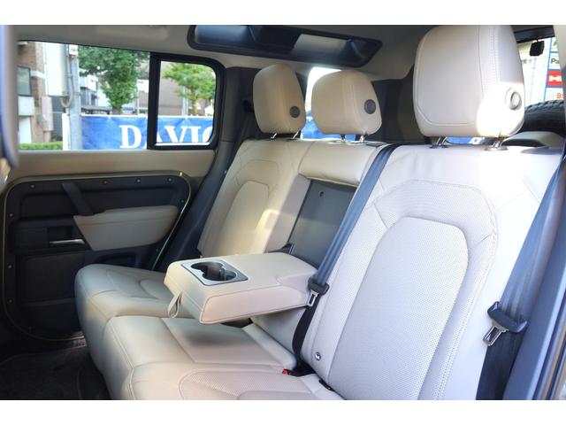 ディフェンダー １１０Ｓ　Ｄ３００　ブラックエクステリアＰＫＧ　正規Ｄ車　ＬＥＤ　インタラクティブドライバーディスプレイ　エイコーン革シート　デジタルメーター＆インナーミラー　純正２０インチＡＷ　ＡＣＣ　ＬＫＡ　ＢＳＭ　ＲＴＭ　ＨＤＣ　カープレイ＆オート　Ｓキー（15枚目）