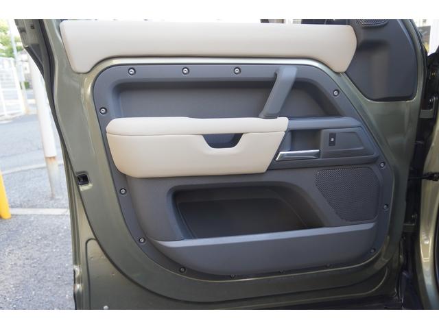 ディフェンダー １１０Ｓ　Ｄ３００　ブラックエクステリアＰＫＧ　正規Ｄ車　ＬＥＤ　インタラクティブドライバーディスプレイ　エイコーン革シート　デジタルメーター＆インナーミラー　純正２０インチＡＷ　ＡＣＣ　ＬＫＡ　ＢＳＭ　ＲＴＭ　ＨＤＣ　カープレイ＆オート　Ｓキー（21枚目）