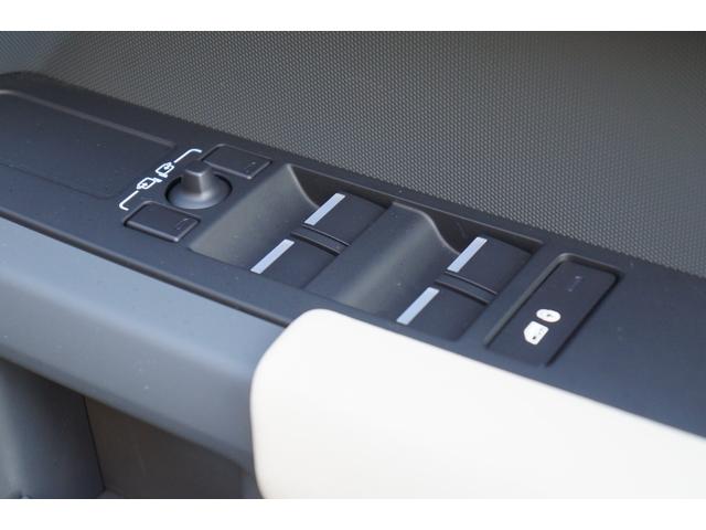 ディフェンダー １１０Ｓ　Ｄ３００　ブラックエクステリアＰＫＧ　正規Ｄ車　ＬＥＤ　インタラクティブドライバーディスプレイ　エイコーン革シート　デジタルメーター＆インナーミラー　純正２０インチＡＷ　ＡＣＣ　ＬＫＡ　ＢＳＭ　ＲＴＭ　ＨＤＣ　カープレイ＆オート　Ｓキー（27枚目）