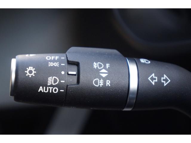 ディフェンダー １１０Ｓ　Ｄ３００　ブラックエクステリアＰＫＧ　正規Ｄ車　ＬＥＤ　インタラクティブドライバーディスプレイ　エイコーン革シート　デジタルメーター＆インナーミラー　純正２０インチＡＷ　ＡＣＣ　ＬＫＡ　ＢＳＭ　ＲＴＭ　ＨＤＣ　カープレイ＆オート　Ｓキー（31枚目）